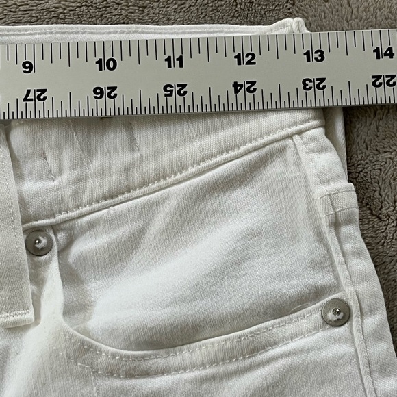 Madewell Mid-Rise Kick Out Jeans Pure White Womens size 24 Minimalist Casual - Picture 13 of 15